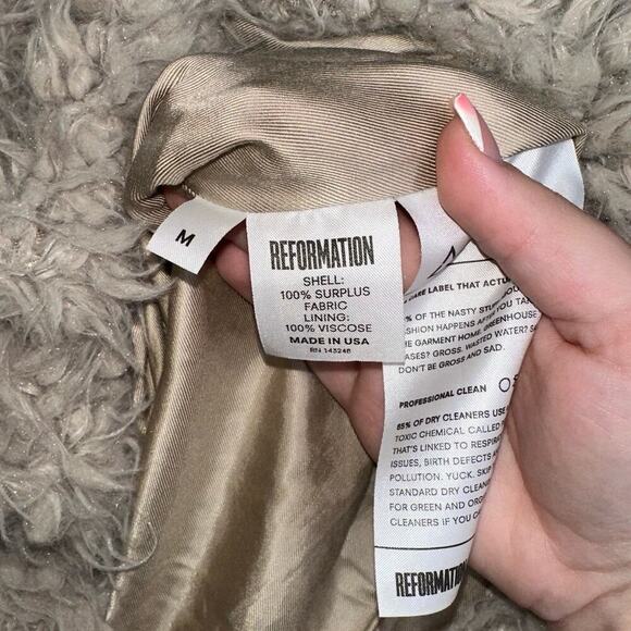 Reformation Cropped Faux Fur Soft Teddy Coat Light Gray Pockets Size Medium - Picture 4 of 9